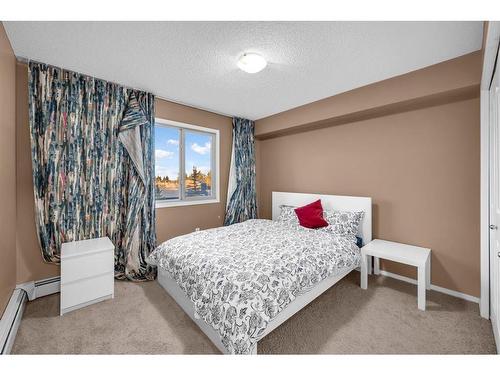 5307-16969 24 Street Sw, Calgary, AB - Indoor Photo Showing Bedroom