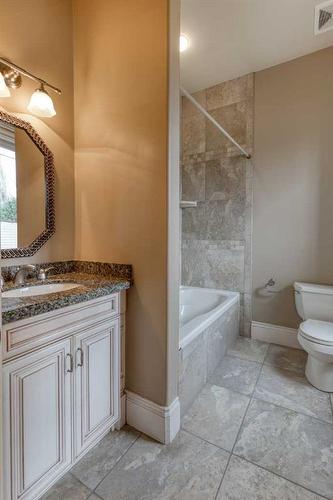 32138 Township Road 260, Rural Rocky View County, AB - Indoor Photo Showing Bathroom