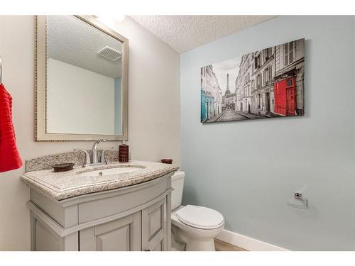 63-3200 60 Street Ne, Calgary, AB - Indoor Photo Showing Bathroom