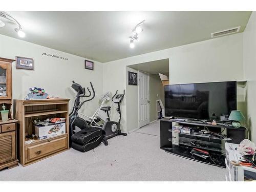 140 Royal Oak Gardens Nw, Calgary, AB - Indoor