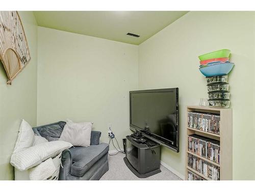 140 Royal Oak Gardens Nw, Calgary, AB - Indoor