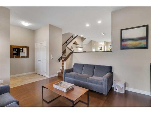 733 River Heights Crescent, Cochrane, AB - Indoor Photo Showing Living Room