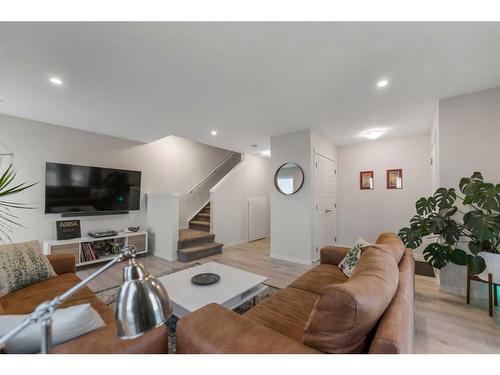 460 Seton Circle Se, Calgary, AB - Indoor Photo Showing Living Room