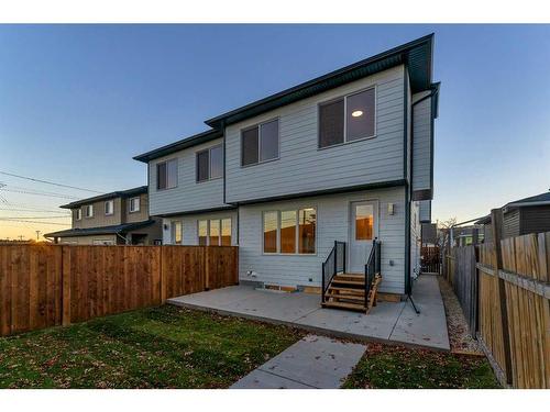 7106 & 7108 36 Avenue Nw, Calgary, AB - Outdoor