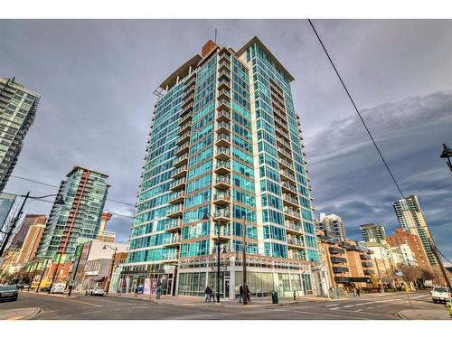 1706-188 15 Avenue Sw, Calgary, AB - Outdoor With Facade