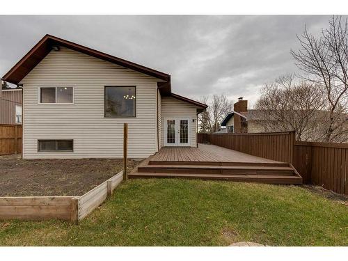 175 Bedwood Bay Ne, Calgary, AB - Outdoor