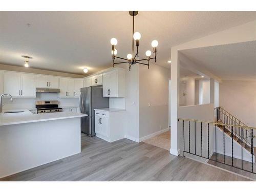 175 Bedwood Bay Ne, Calgary, AB - Indoor Photo Showing Kitchen