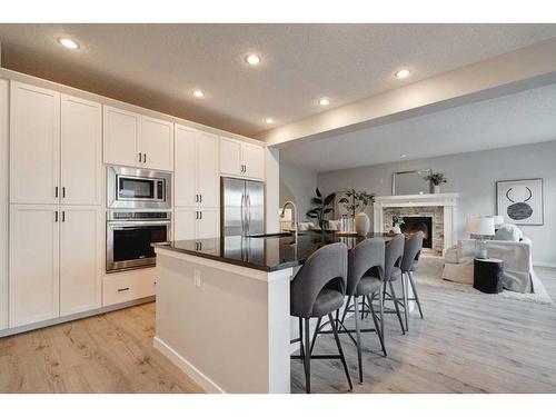 17 Riviera Place, Cochrane, AB - Indoor Photo Showing Kitchen