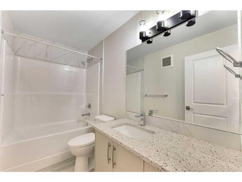 486 Clydesdale Way, Cochrane, AB - Indoor Photo Showing Bathroom