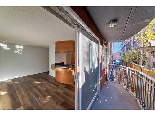 203-1730 7 Street Sw, Calgary, AB - Outdoor With Exterior