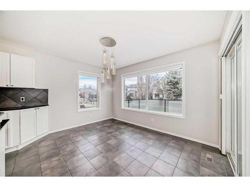 135 Cougarstone Square Sw, Calgary, AB - Indoor