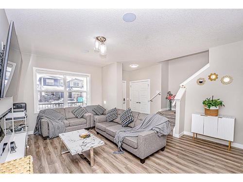 90 Corner Ridge Mews Ne, Calgary, AB - Indoor Photo Showing Living Room