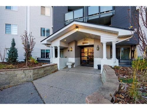 206-30 Sierra Morena Mews Sw, Calgary, AB - Outdoor With Facade