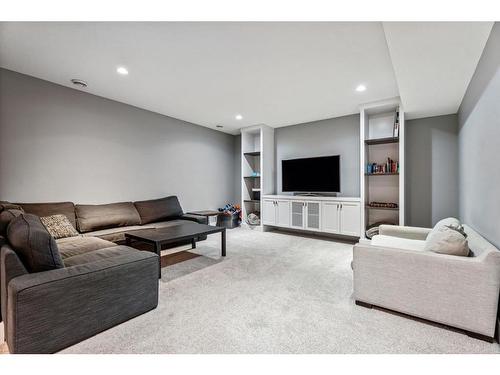 303 Tusslewood Terrace Nw, Calgary, AB - Indoor