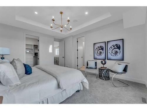 908 39 Street Sw, Calgary, AB - Indoor Photo Showing Bedroom