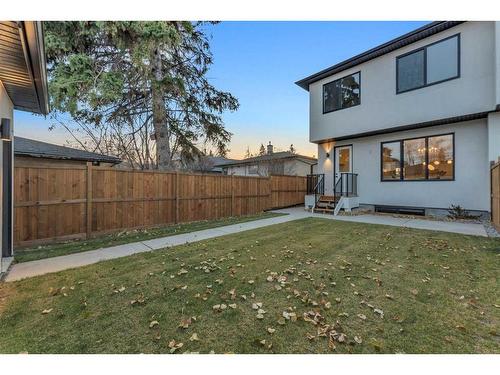 908 39 Street Sw, Calgary, AB - Outdoor