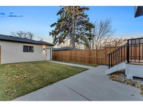 908 39 Street Sw, Calgary, AB - Outdoor