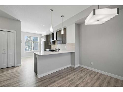 19623 42 Street Se, Calgary, AB - Indoor Photo Showing Kitchen