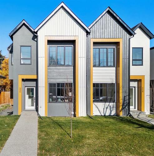 226 33 Avenue Ne, Calgary, AB - Outdoor With Facade