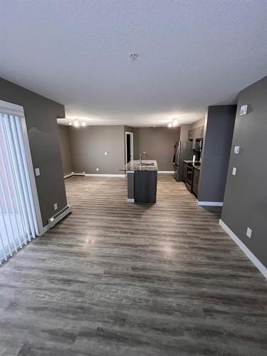 1416-4641 128 Avenue Ne, Calgary, AB - Indoor Photo Showing Other Room