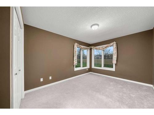 81072 378 Avenue East, Rural Foothills County, AB - Indoor Photo Showing Other Room