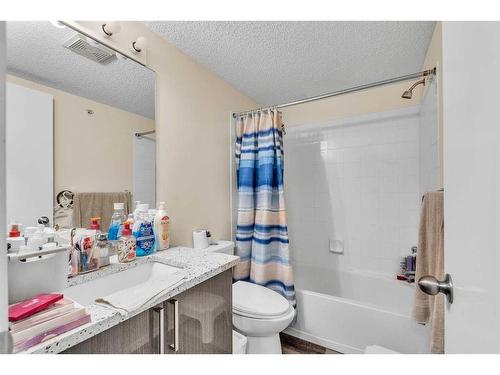 415-1000 Somervale Court Sw, Calgary, AB - Indoor Photo Showing Bathroom