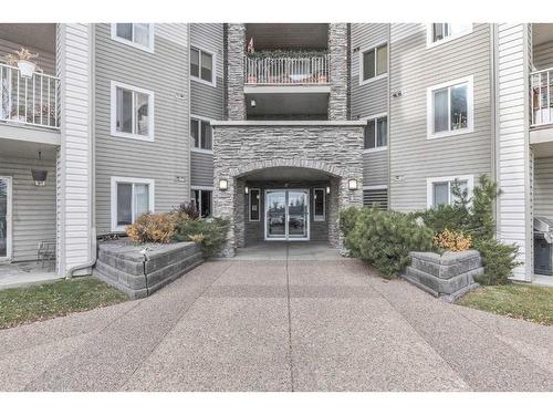 415-1000 Somervale Court Sw, Calgary, AB - Outdoor