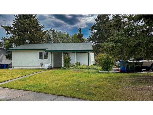 202 2Nd Ave Ne, Sundre, AB - Outdoor