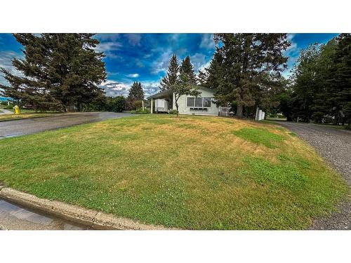 202 2Nd Ave Ne, Sundre, AB - Outdoor