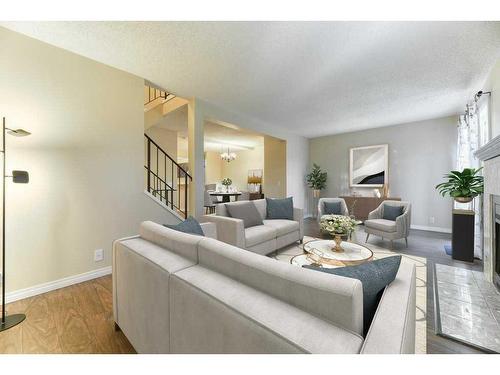 65-200 Shawnessy Drive Sw, Calgary, AB - Indoor Photo Showing Living Room