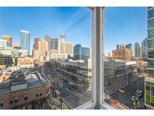 601-215 13 Avenue Sw, Calgary, AB - Outdoor With View