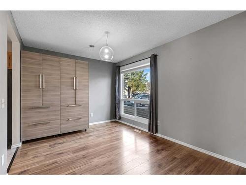 85-6915 Ranchview Drive Nw, Calgary, AB - Indoor Photo Showing Other Room