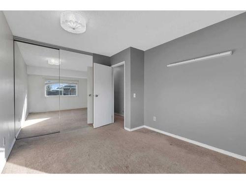 85-6915 Ranchview Drive Nw, Calgary, AB - Indoor Photo Showing Other Room