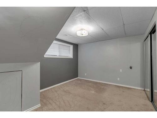 85-6915 Ranchview Drive Nw, Calgary, AB - Indoor Photo Showing Other Room