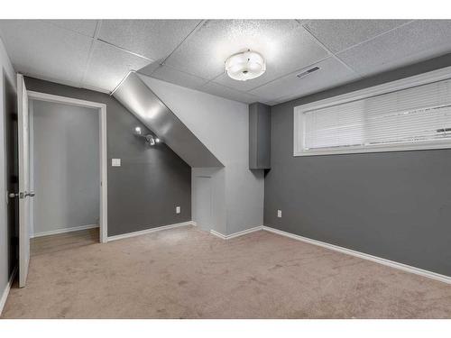 85-6915 Ranchview Drive Nw, Calgary, AB - Indoor Photo Showing Other Room