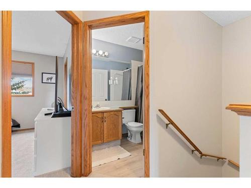 228 Quigley Close, Cochrane, AB - Indoor