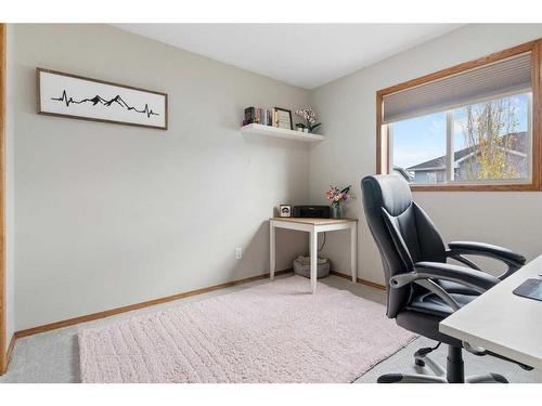 228 Quigley Close, Cochrane, AB - Indoor Photo Showing Office