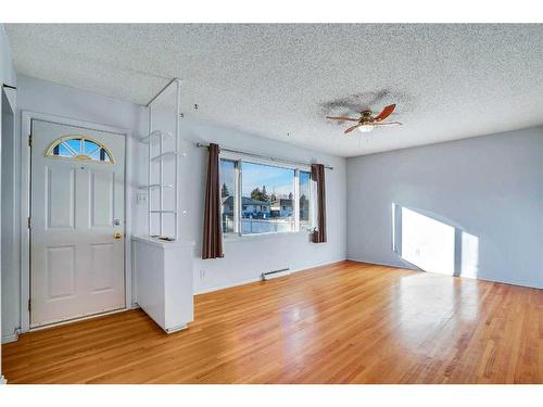 2444 44 Street Se, Calgary, AB - Indoor