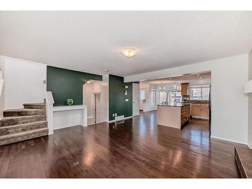 34 Sunset Heights, Cochrane, AB - Indoor