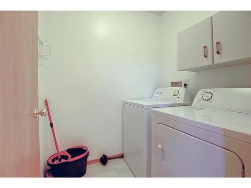 312 Tarington Close Ne, Calgary, AB - Indoor Photo Showing Laundry Room