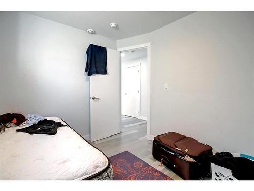 312 Tarington Close Ne, Calgary, AB - Indoor Photo Showing Bedroom