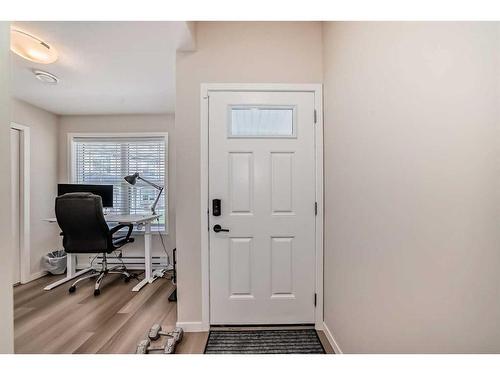 534 Copperstone Manor Se, Calgary, AB - Indoor