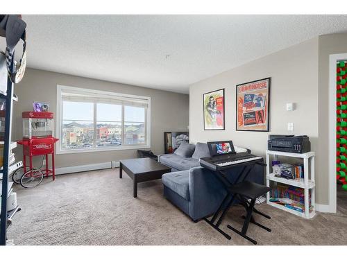 2410-625 Glenbow Drive, Cochrane, AB - Indoor Photo Showing Living Room