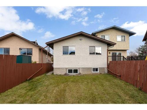 143 Bermuda Drive Nw, Calgary, AB - Outdoor With Exterior