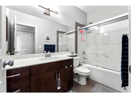 21 Redstone Road Ne, Calgary, AB - Indoor Photo Showing Bathroom