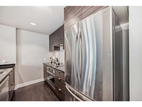 506-1500 7 Street Sw, Calgary, AB - Indoor Photo Showing Kitchen With Stainless Steel Kitchen