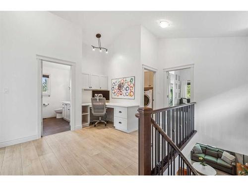 724 14A Street Se, Calgary, AB - Indoor Photo Showing Other Room