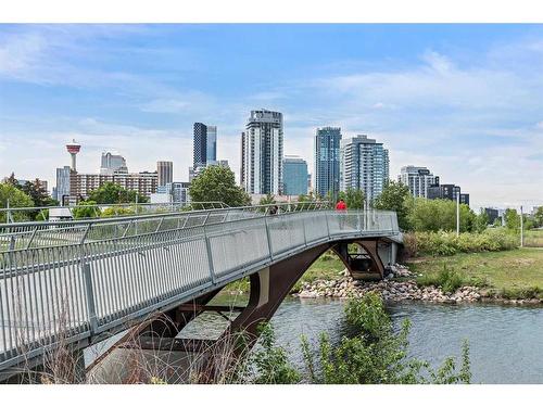 724 14A Street Se, Calgary, AB - Outdoor