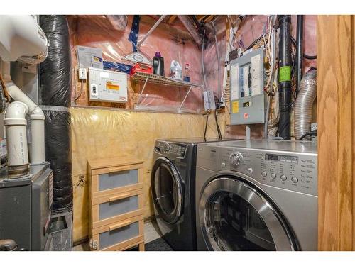 116 Country Hills Way Nw, Calgary, AB - Indoor Photo Showing Laundry Room