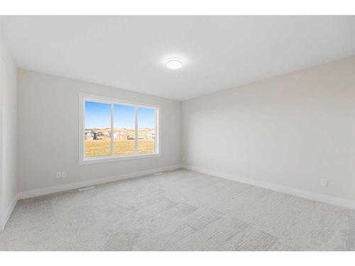 494 Clydesdale Way, Cochrane, AB - Indoor Photo Showing Other Room